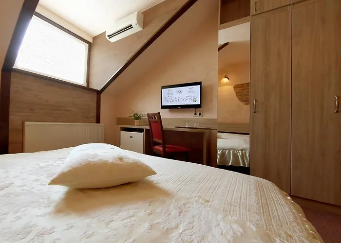 Família Hotel 3*