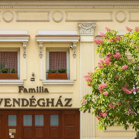 Hotel Familia Vendeghaz Segedyn