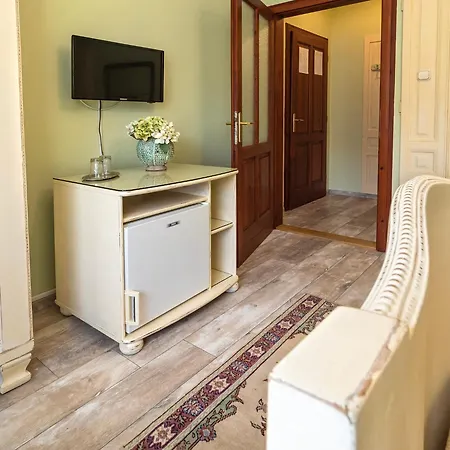 Hotel Familia Vendeghaz