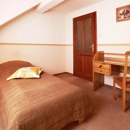 Hotel Familia Vendeghaz