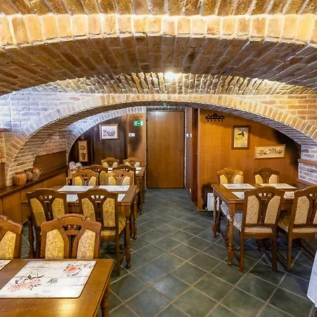 Familia Vendeghaz Hotel